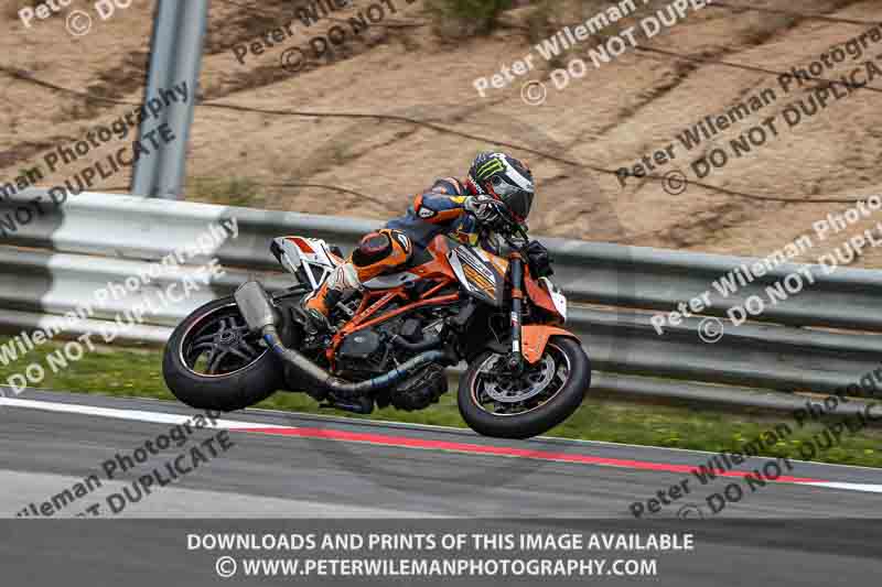 cadwell no limits trackday;cadwell park;cadwell park photographs;cadwell trackday photographs;enduro digital images;event digital images;eventdigitalimages;navarra;no limits trackdays;peter wileman photography;racing digital images;trackday digital images;trackday photos